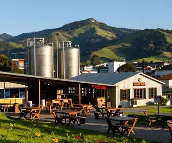 Explore a Cervejaria Baden Baden: Um Tour Inesquecível em Campos do Jordão