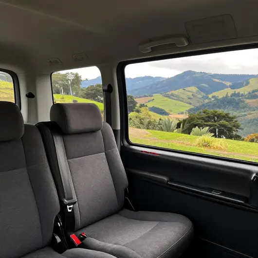 Suntransfers: Transporte Confiável para sua Viagem